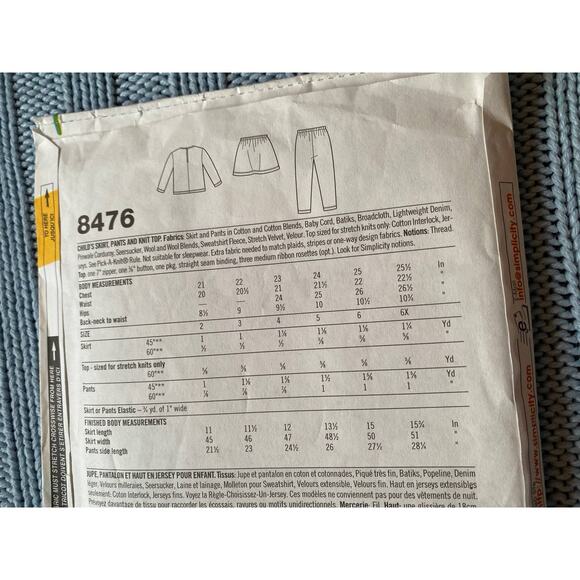 Simplicity 8476 Girls top skirt pants - Picture 4 of 5